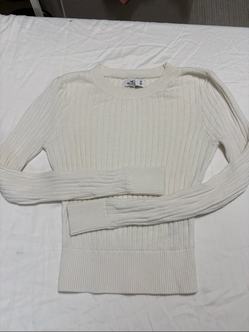 Hollister Off-White Ribbed Crewneck Sweater M